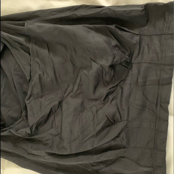 Lululemon tank top built in bra - Picture 5 of 7